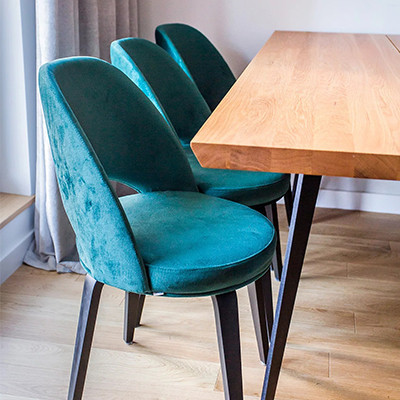Krzesła Halex, nowoczesne krzesła tapicerowane, krzesła drewniane